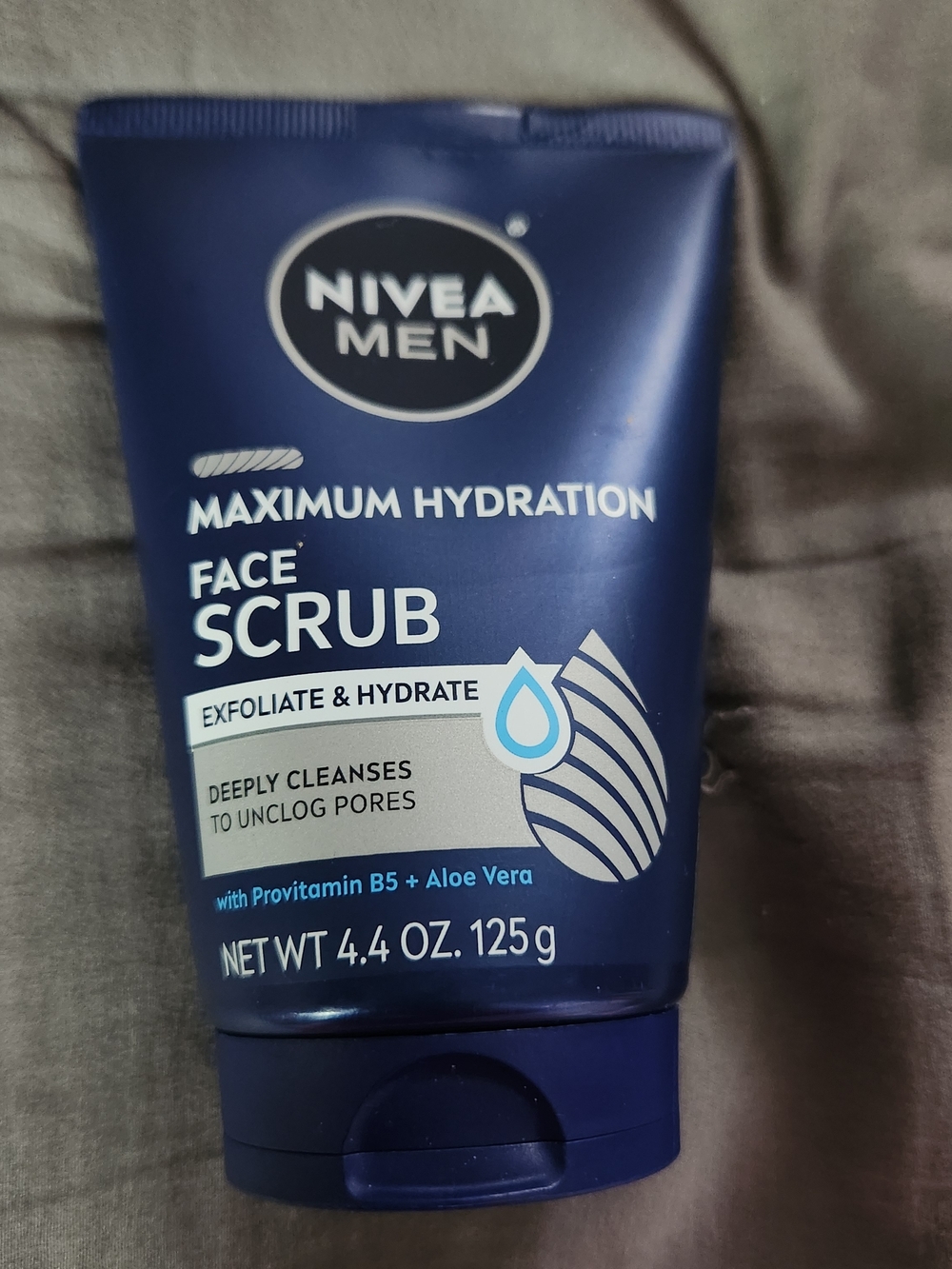 NIVEA Men Maximum Hydration Face Scrub - Blue